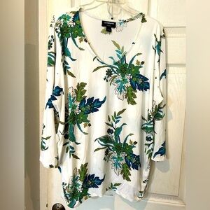 Liz Claiborne NWOT Career Woman Floral Top